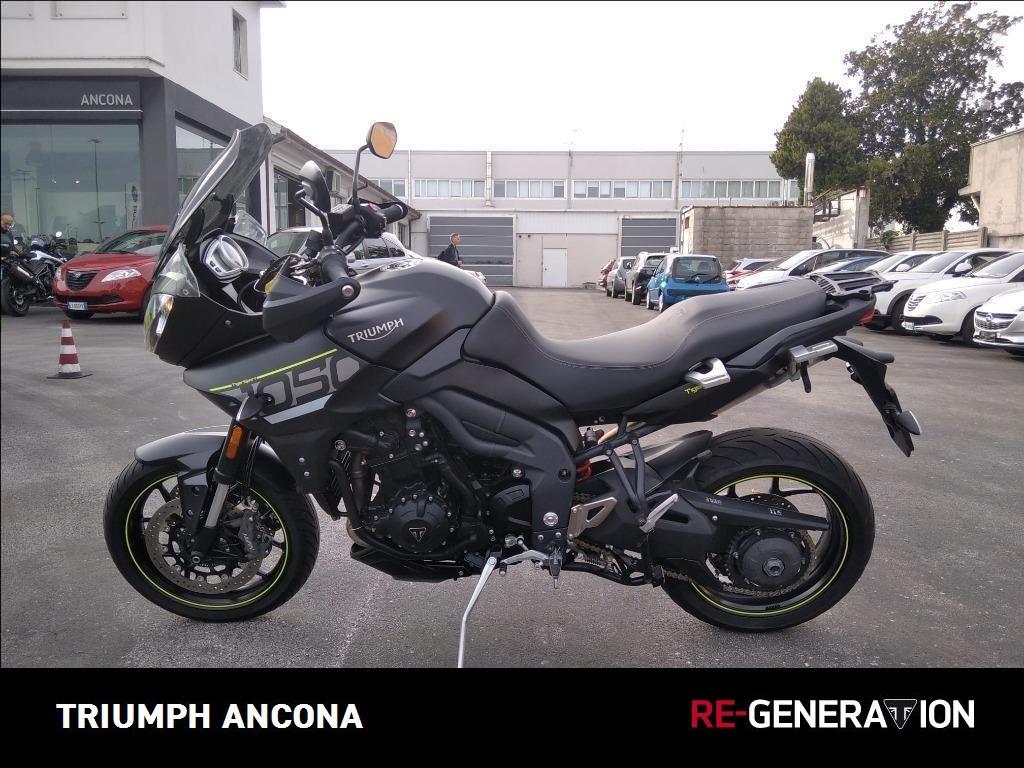 TRIUMPH Tiger 1050 Sport Abs