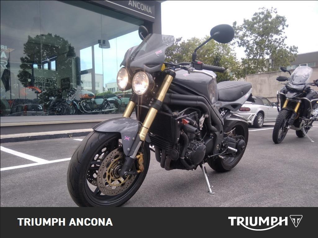 TRIUMPH Speed Triple 1050 