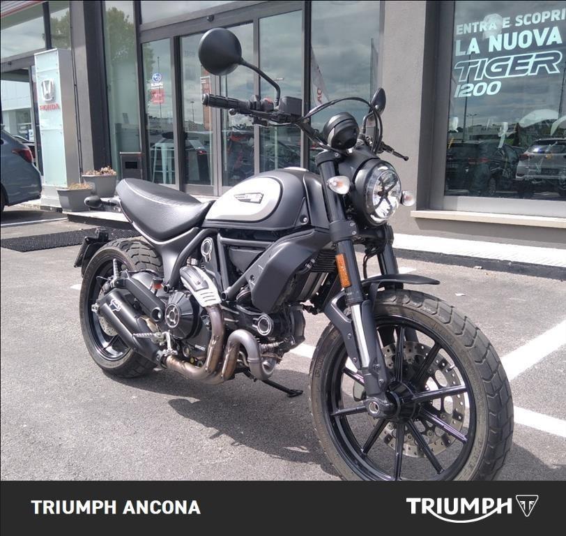 DUCATI Scrambler 800 Icon Dark