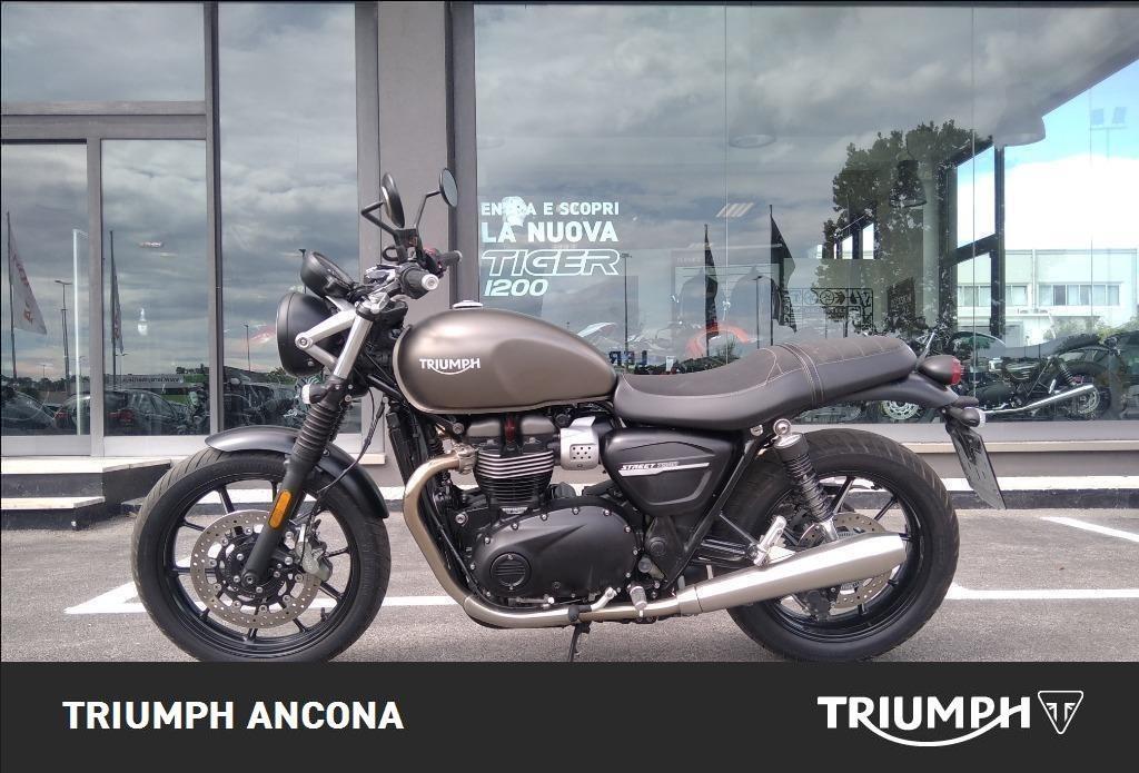 TRIUMPH Street Twin 900 