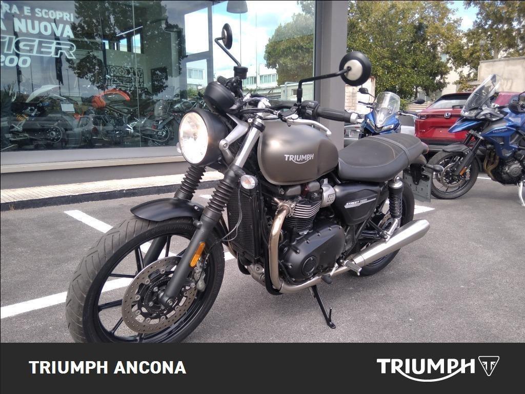 TRIUMPH Street Twin 900 