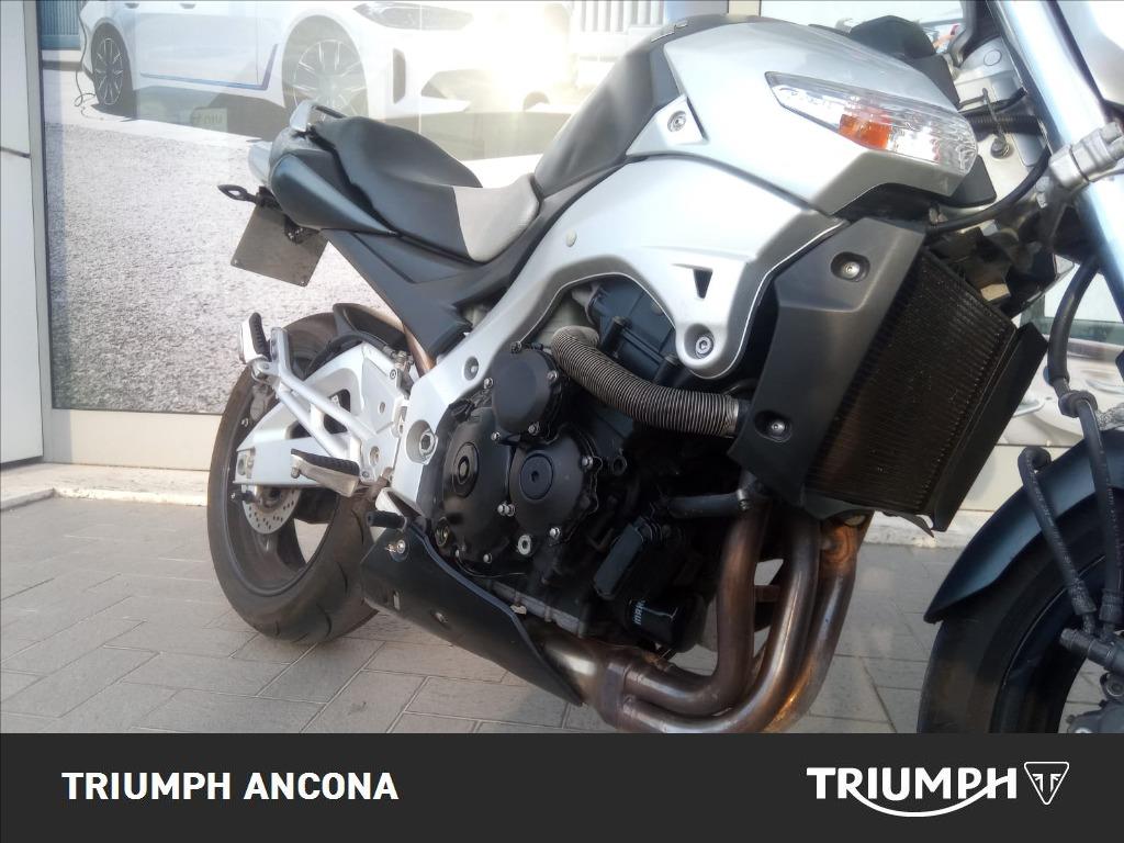 SUZUKI GSR 600 