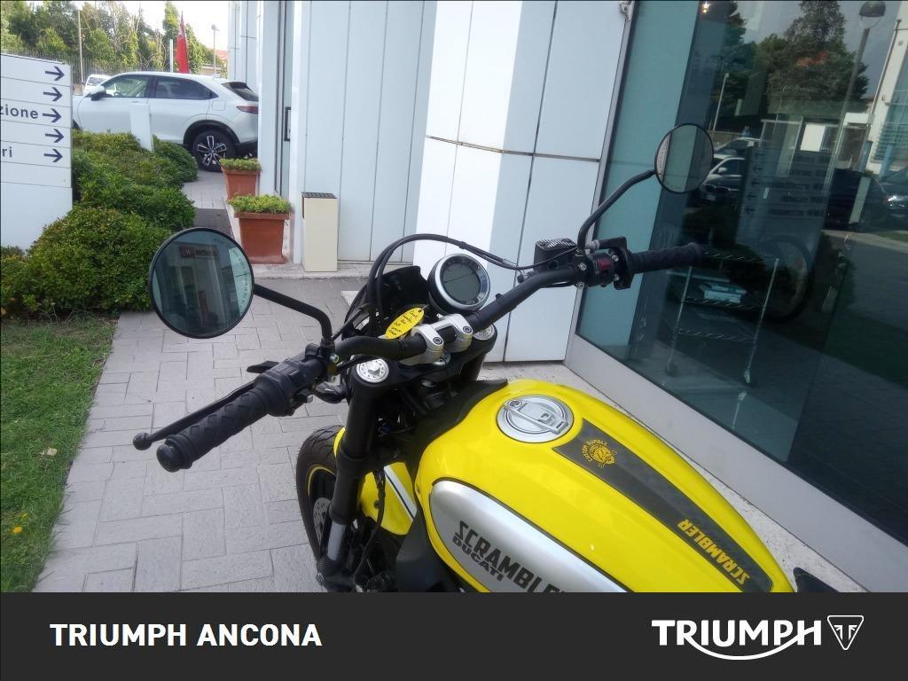DUCATI Scrambler 800 Flat Track Pro