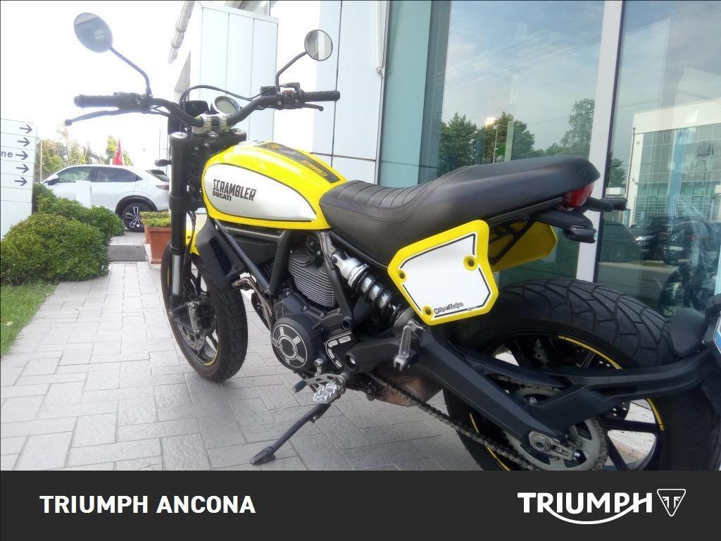 DUCATI Scrambler 800 Flat Track Pro