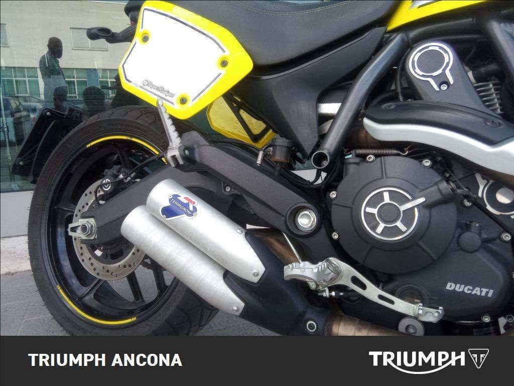 DUCATI Scrambler 800 Flat Track Pro