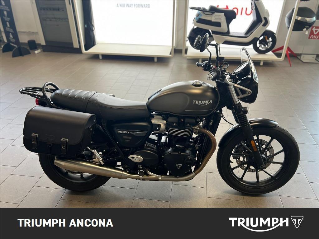TRIUMPH Street Twin 900 