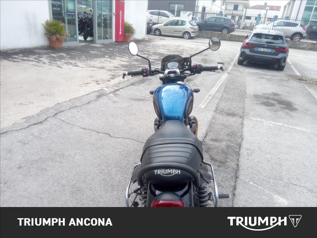TRIUMPH Street Twin 900 
