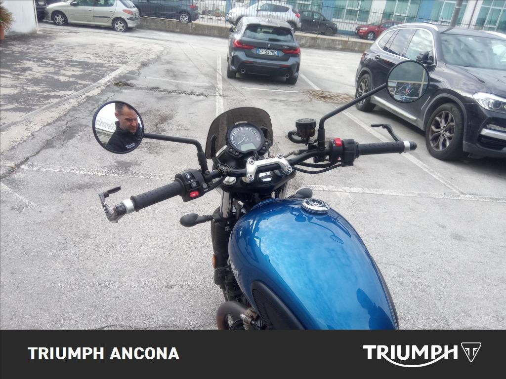 TRIUMPH Street Twin 900 