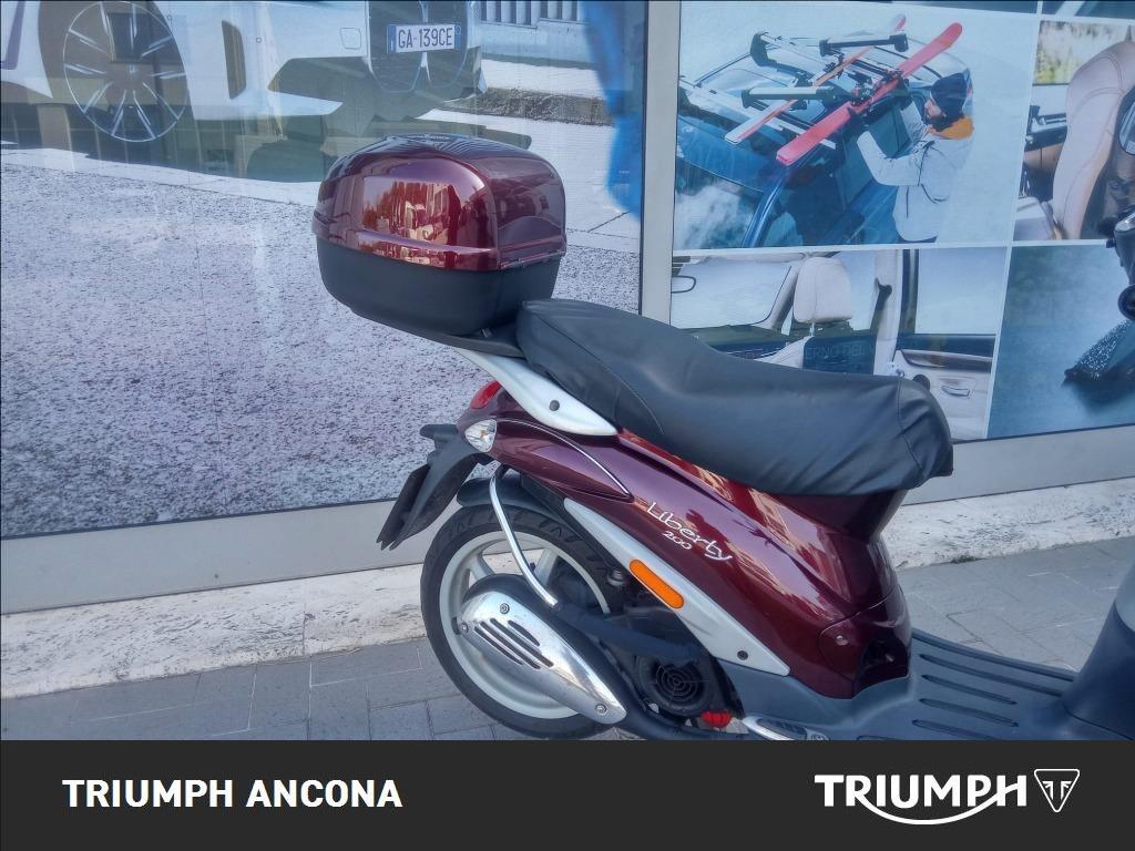 PIAGGIO Liberty 200 