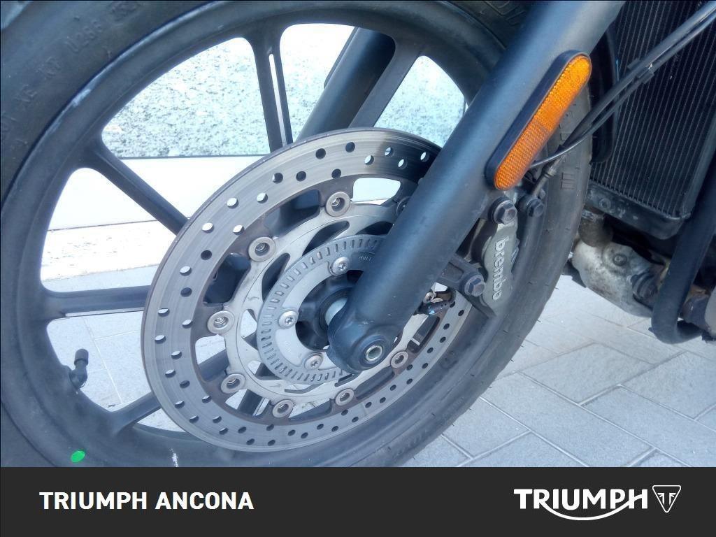 TRIUMPH Street Twin 900 
