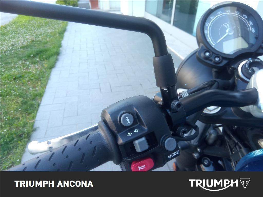 TRIUMPH Street Twin 900 