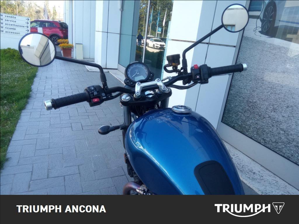 TRIUMPH Street Twin 900 