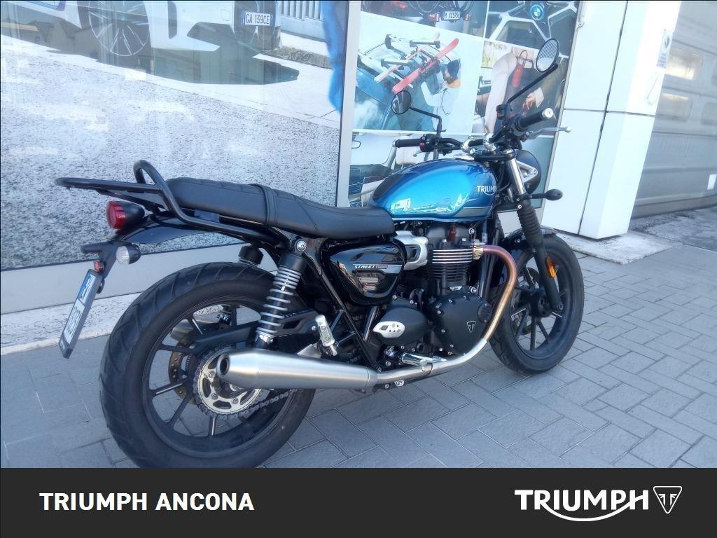 TRIUMPH Street Twin 900 