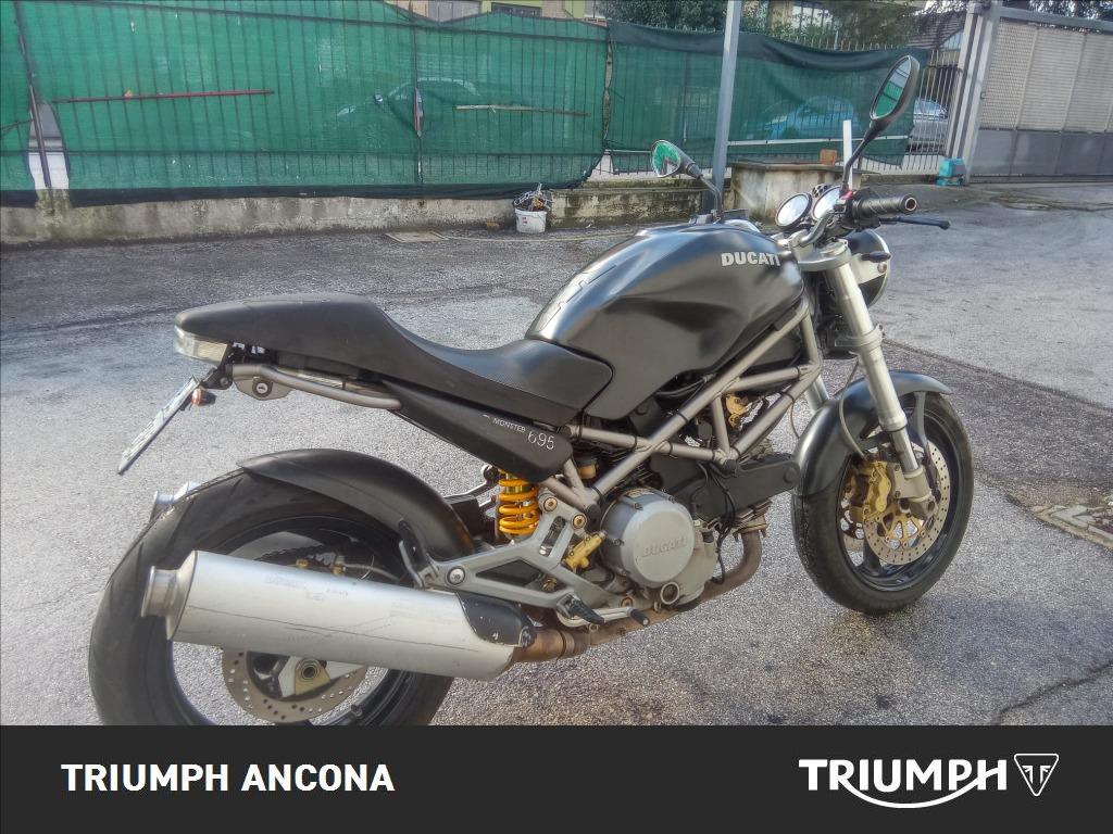 DUCATI Monster 620 Dark