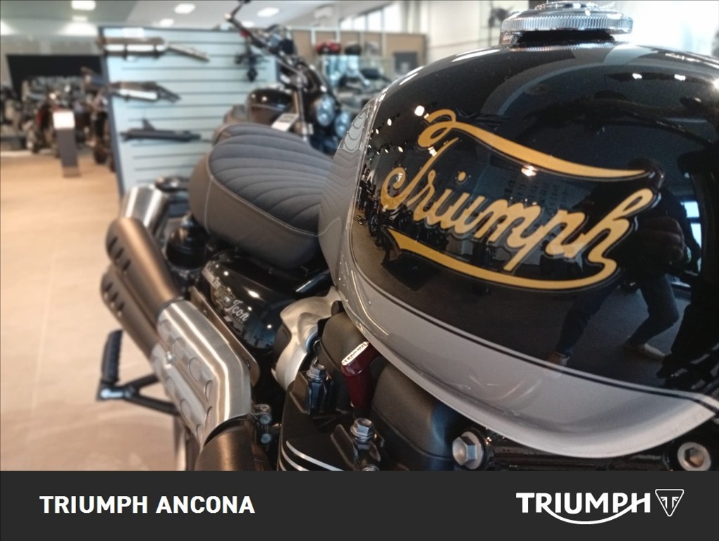 TRIUMPH Scrambler 900 Abs E5+