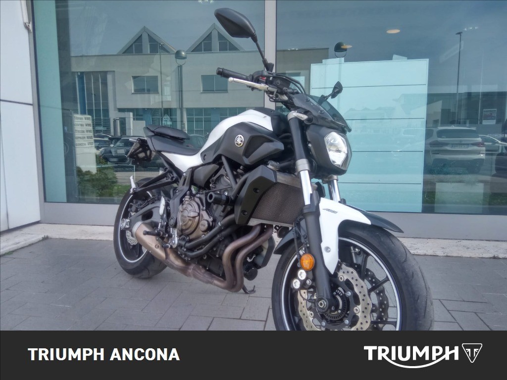 YAMAHA MT-07 690 Abs