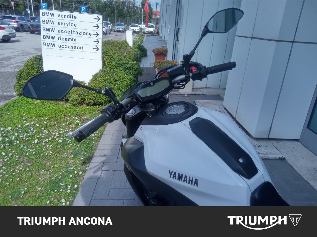 YAMAHA MT-07 690 Abs