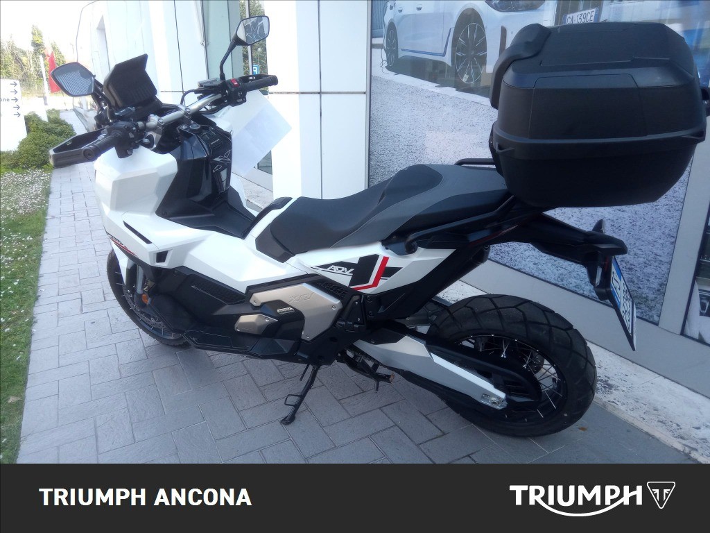 HONDA X-ADV 750 DCT Abs