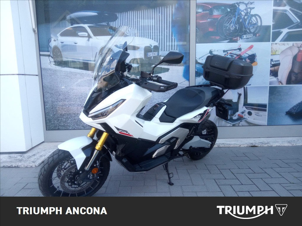 HONDA X-ADV 750 DCT Abs