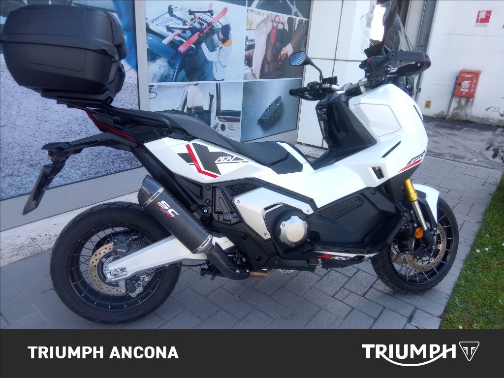 HONDA X-ADV 750 DCT Abs