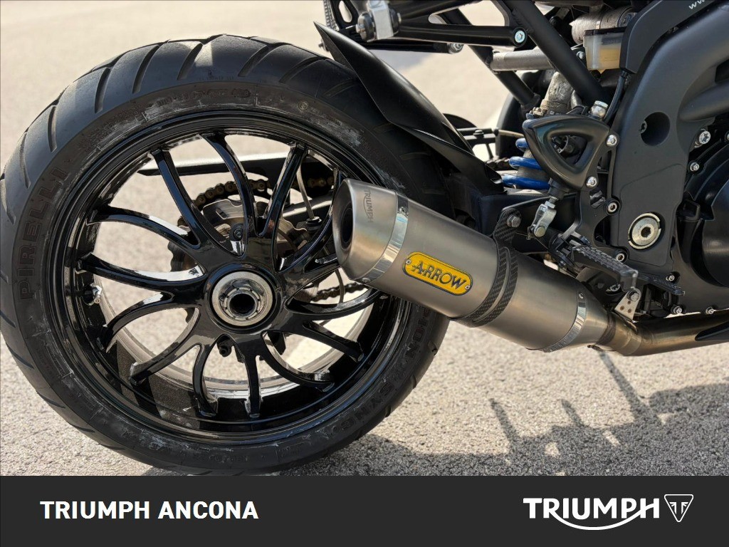 TRIUMPH Speed Triple 1050 