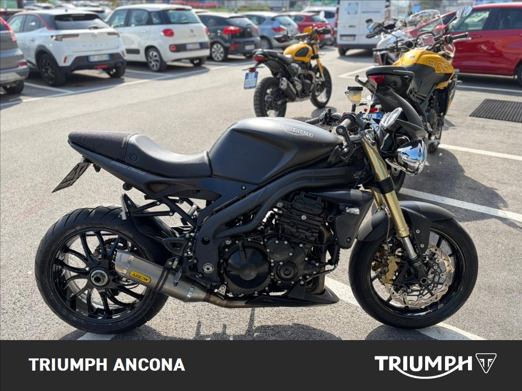 TRIUMPH Speed Triple 1050 