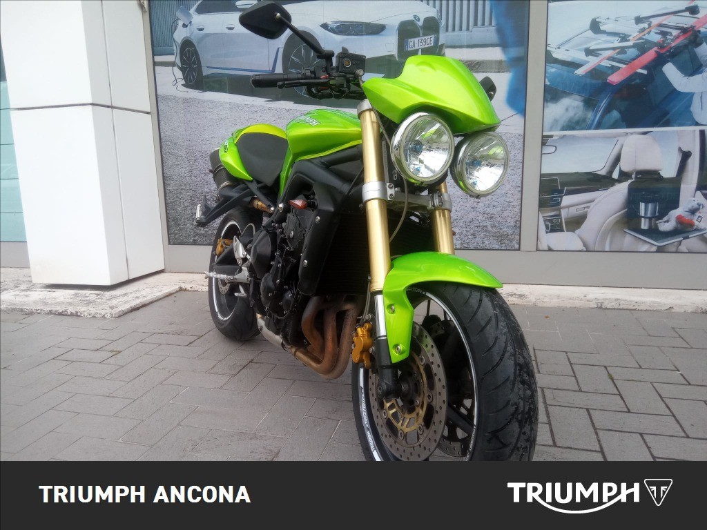 TRIUMPH Street Triple 675 