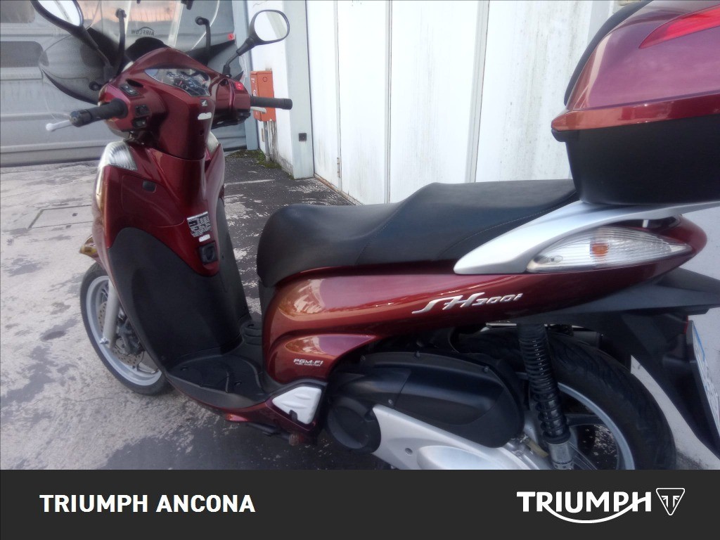 HONDA SH 300 