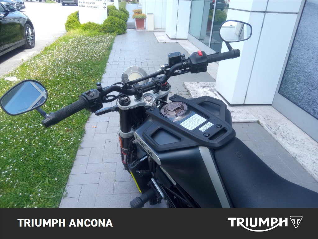 HUSQVARNA Svartpilen 401 4T