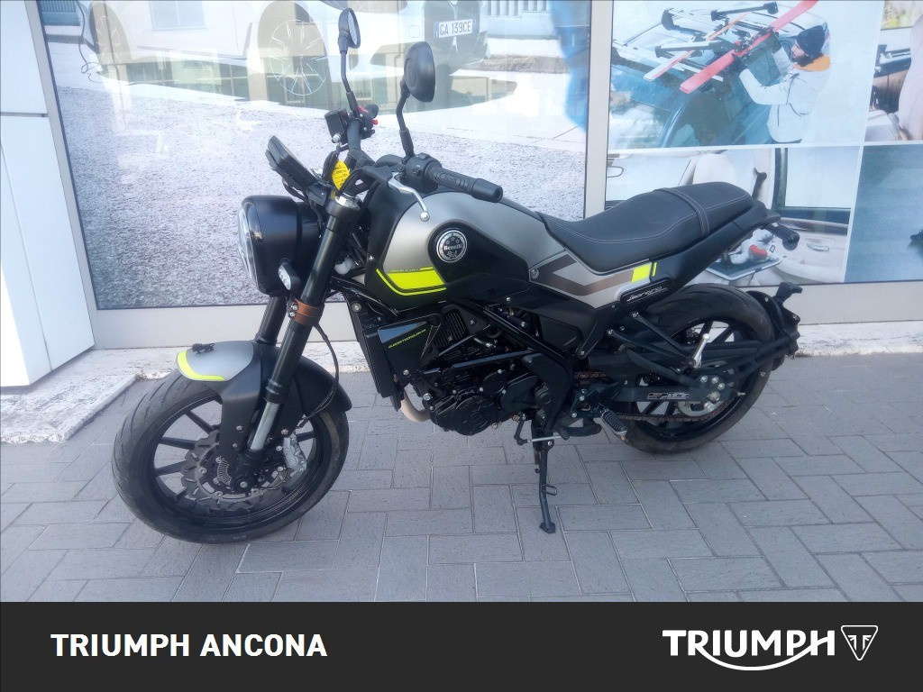 BENELLI Leoncino 250 E4