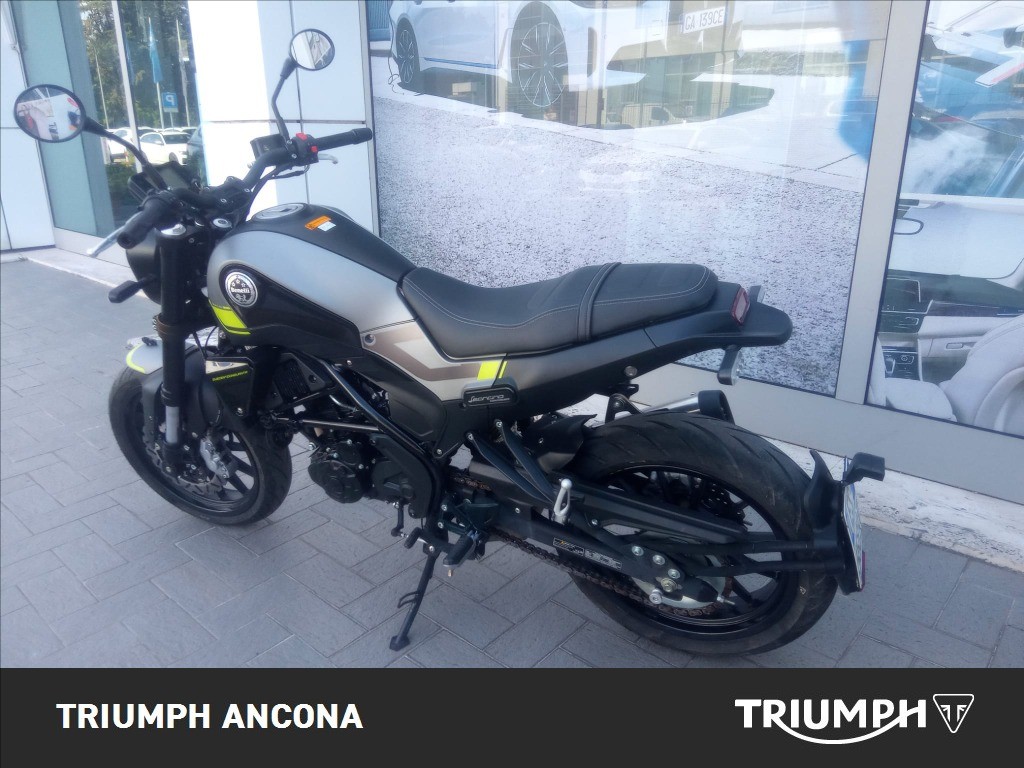BENELLI Leoncino 250 E4