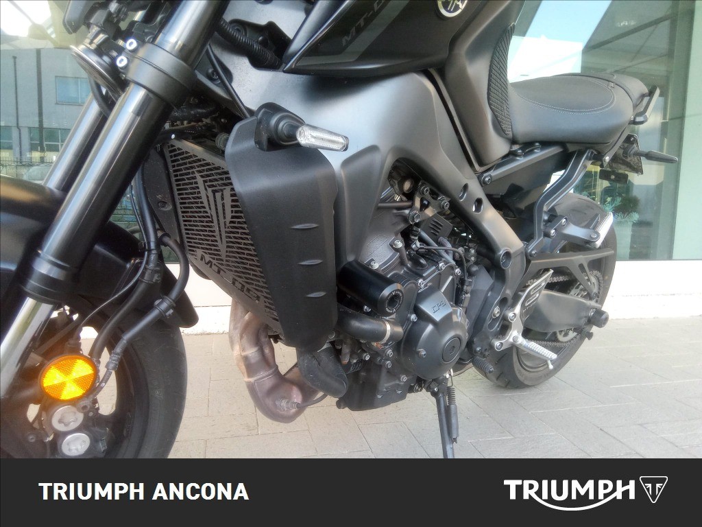 YAMAHA MT-09 890 Abs