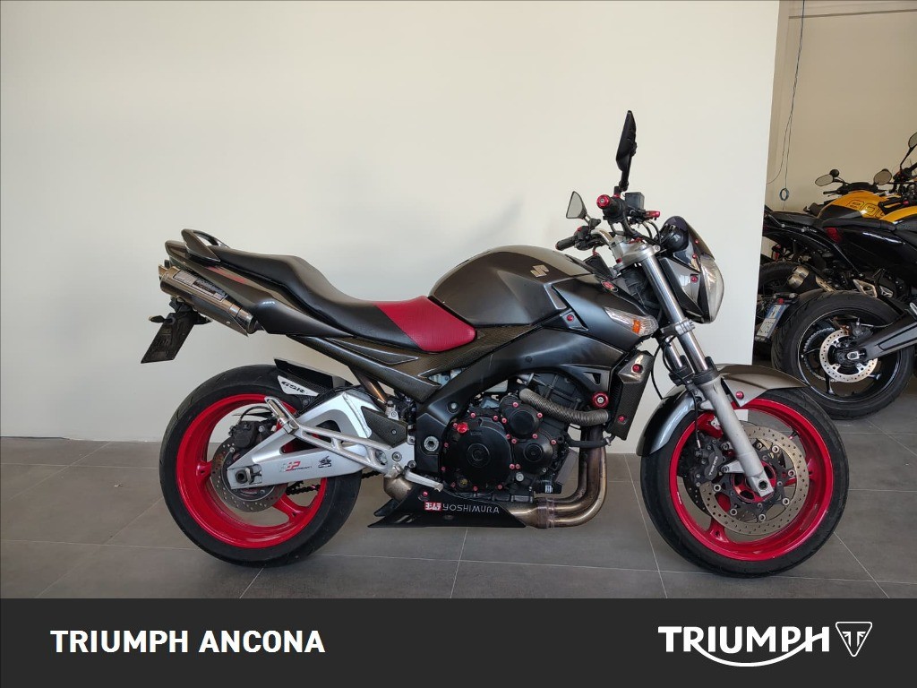 SUZUKI GSR 600 B Yoshimura