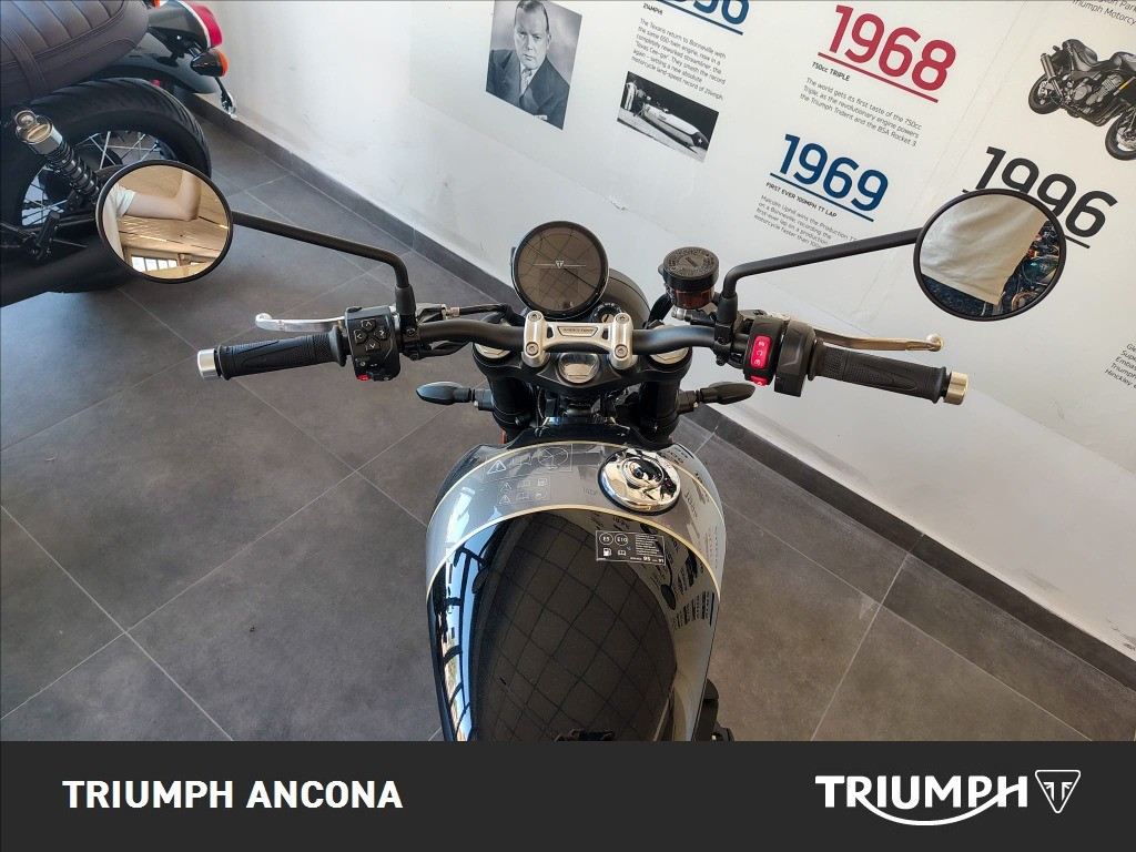 TRIUMPH Speed Twin 900 Phantom Black/Aurum Gold Abs
