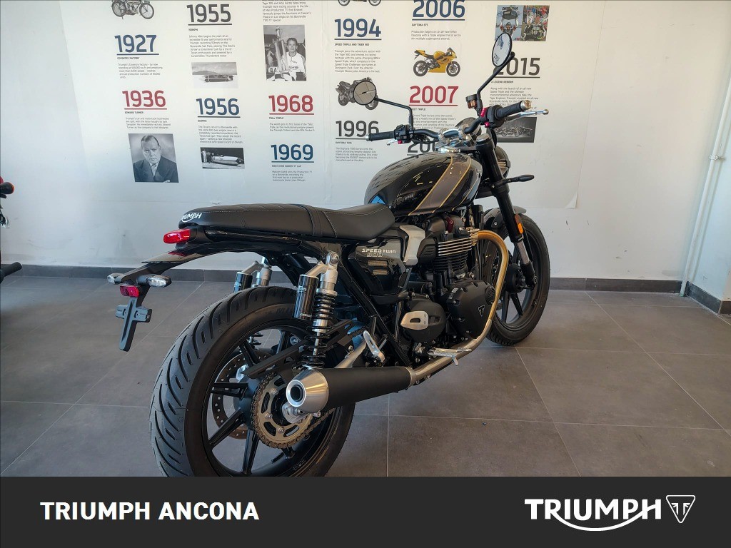 TRIUMPH Speed Twin 900 Phantom Black/Aurum Gold Abs