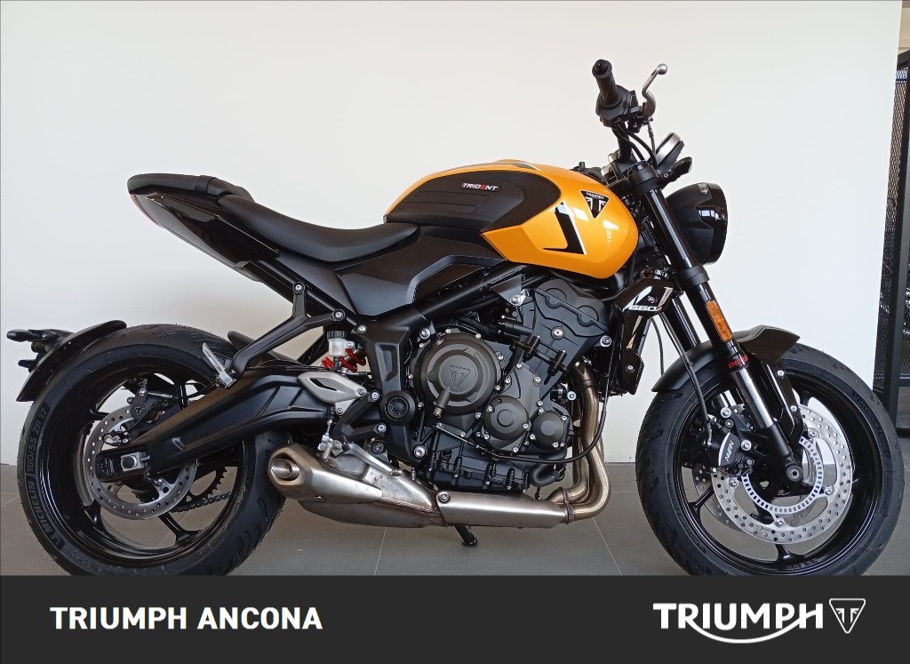 TRIUMPH Trident 660 Cosmic Yellow Abs